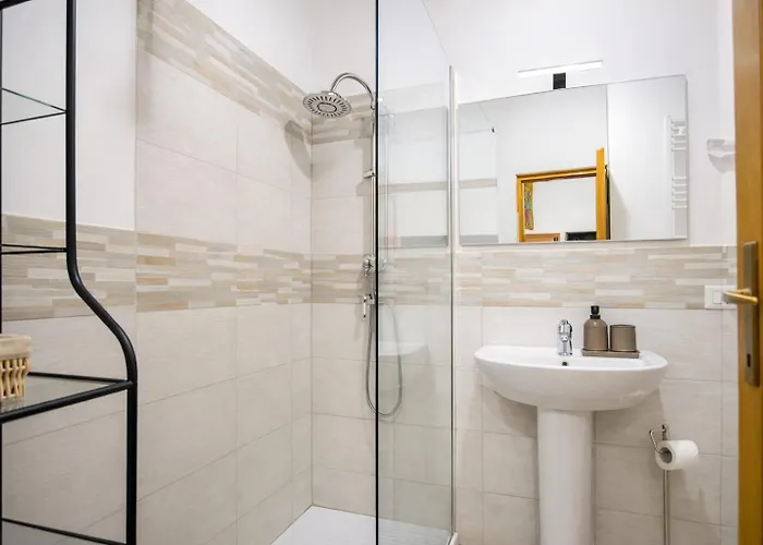 Elegantis Trastevere Comfortable In The Heart Of Historic Apartamento Roma